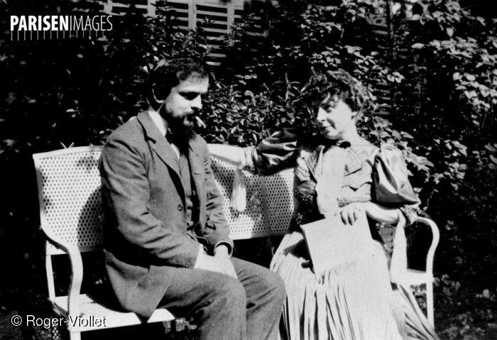 Claude DEBUSSY avec son épouse EMMA en 1905, Roger-Viollet / Paris En Images, cliquer pour une vue agrandie