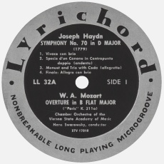 Étiquette recto du disque Lyrichord LL 32